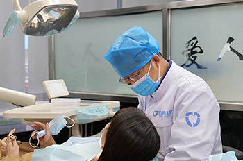 儿童牙齿正畸多少钱？